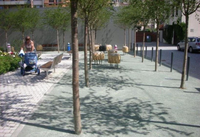 Public space with Stabilizer